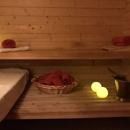 The Karl Anton Huette