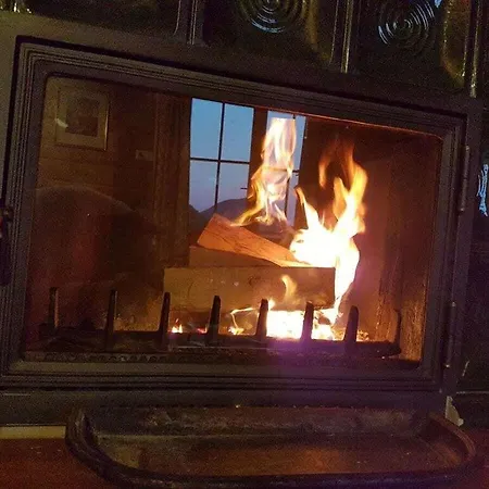 The Karl Anton Huette *