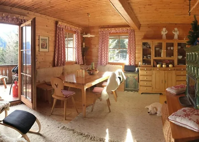 Nyaraló The Karl Anton Huette