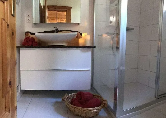 The Karl Anton Huette *